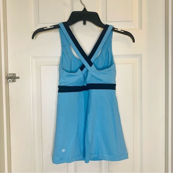 Lululemon Run: Stuff Your Bra Tank II Size 2 Color Blue Moon Inkwell - Picture 2 of 8